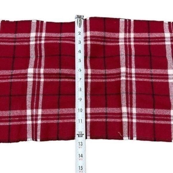 Pendleton red, black, and white scarf   A455 - Picture 3 of 4